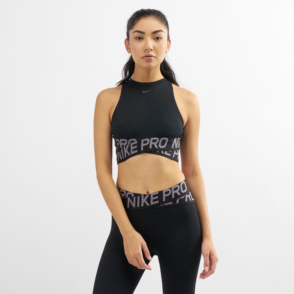 Nike Pro tank